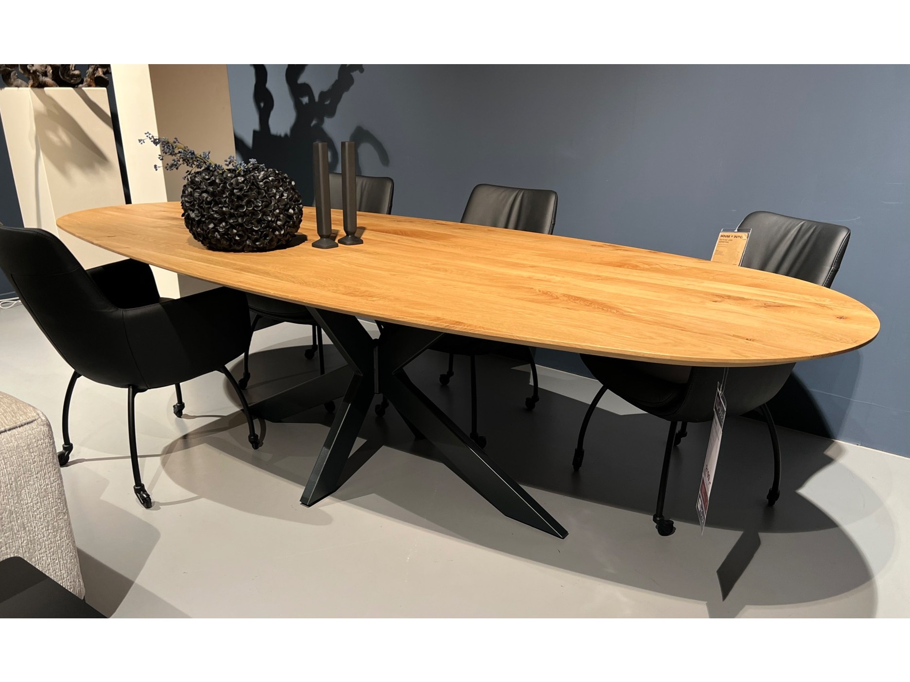 Eettafel Nemaro ovaal