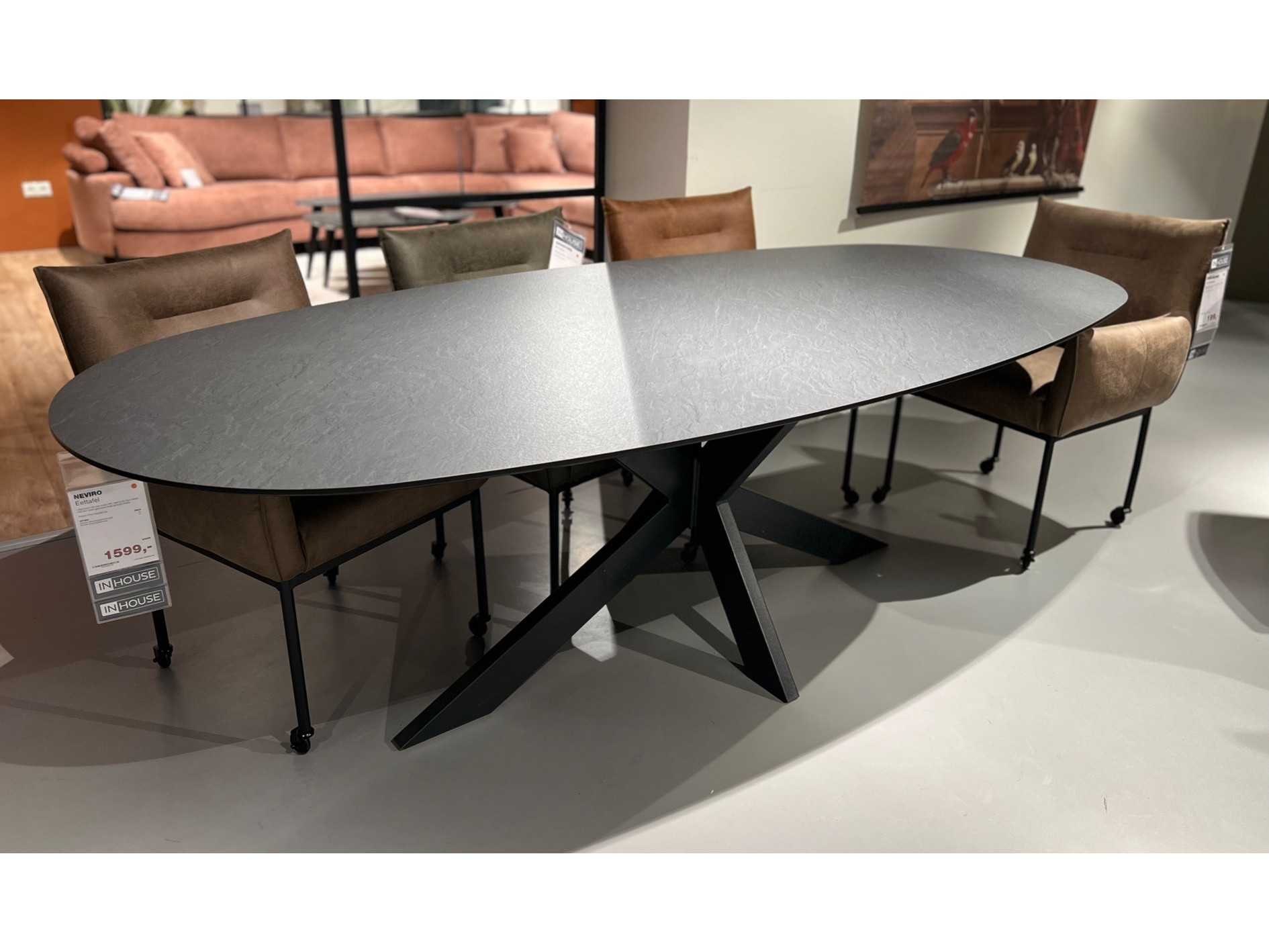 Eettafel Niviro